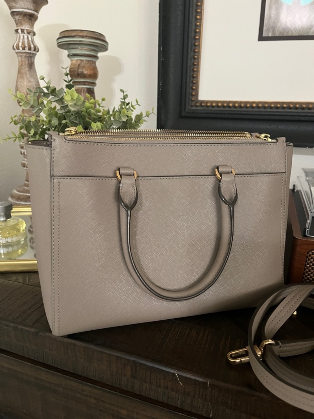Tory Burch Tan Tote Bag - Picture 12 of 13
